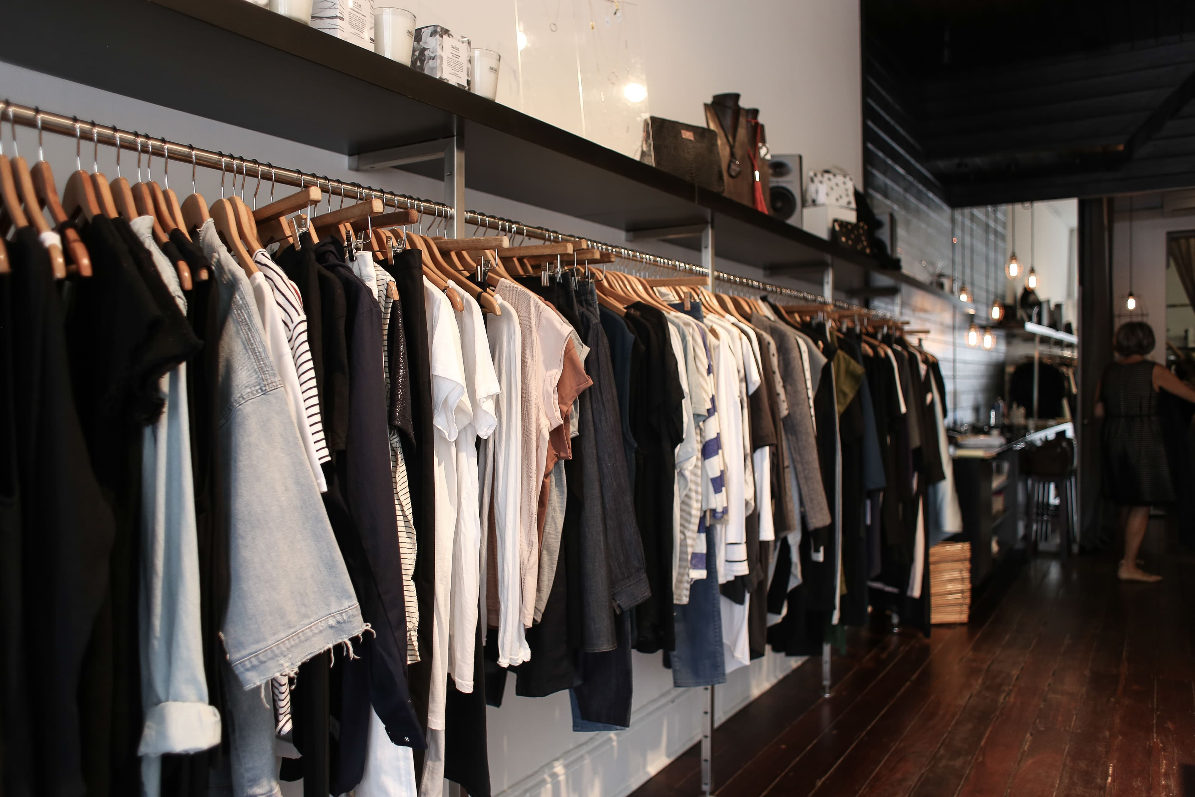 CRM for Clothing Companies: Order Tracking, Customer Pipeline, and Production Workflow